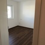 Wohnraum mit Parkettboden