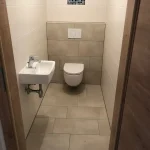 WC mit Waschbecken